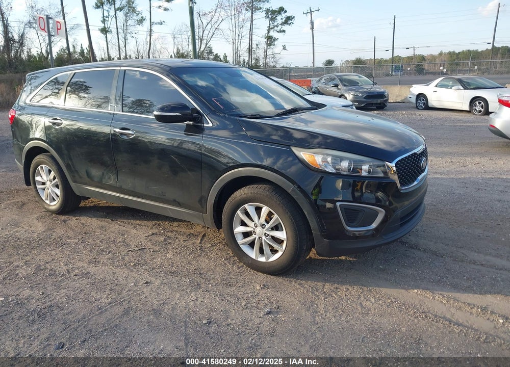 2016 KIA SORENTO 2.4L L VIN: 5XYPG4A37GG186697