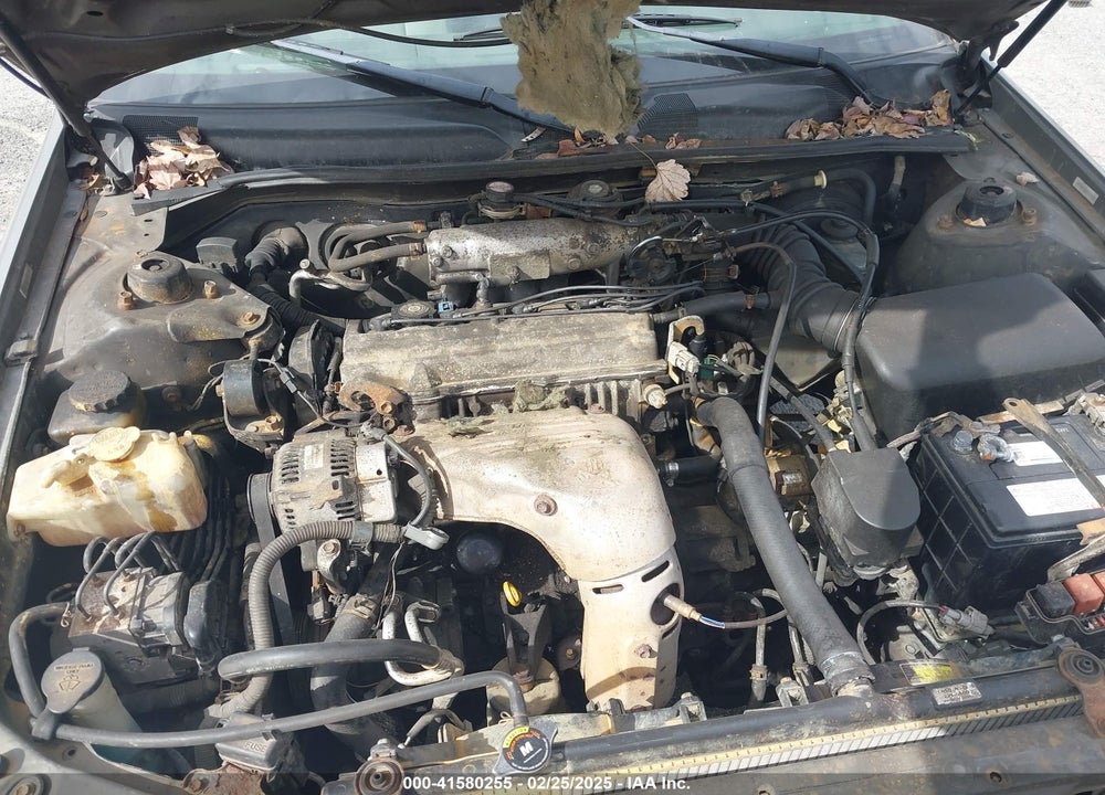 2001 TOYOTA CAMRY LE VIN: 4T1BG22K51U067682
