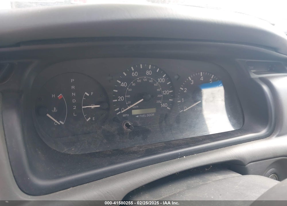 2001 TOYOTA CAMRY LE VIN: 4T1BG22K51U067682