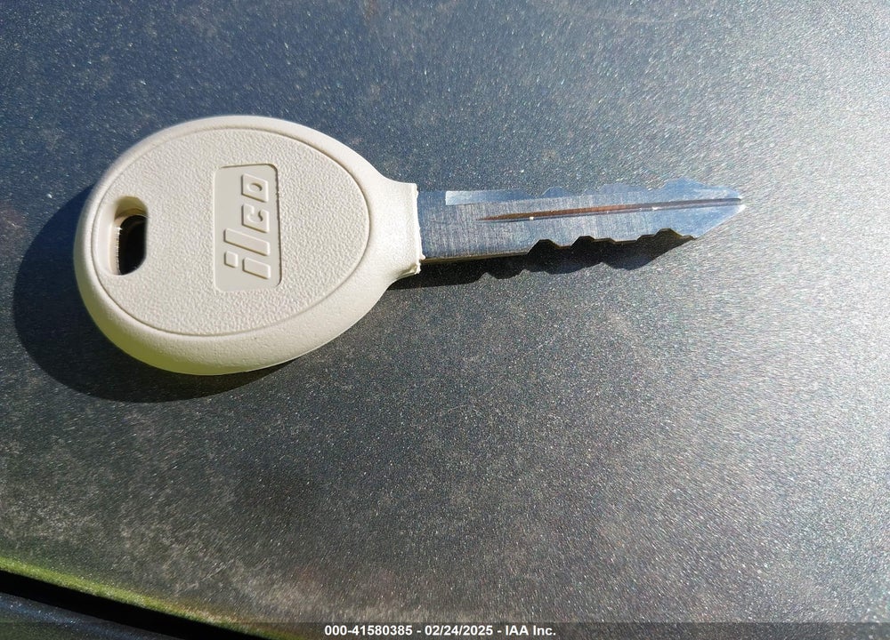 2009 HONDA FIT VIN: JHMGE88469S055901