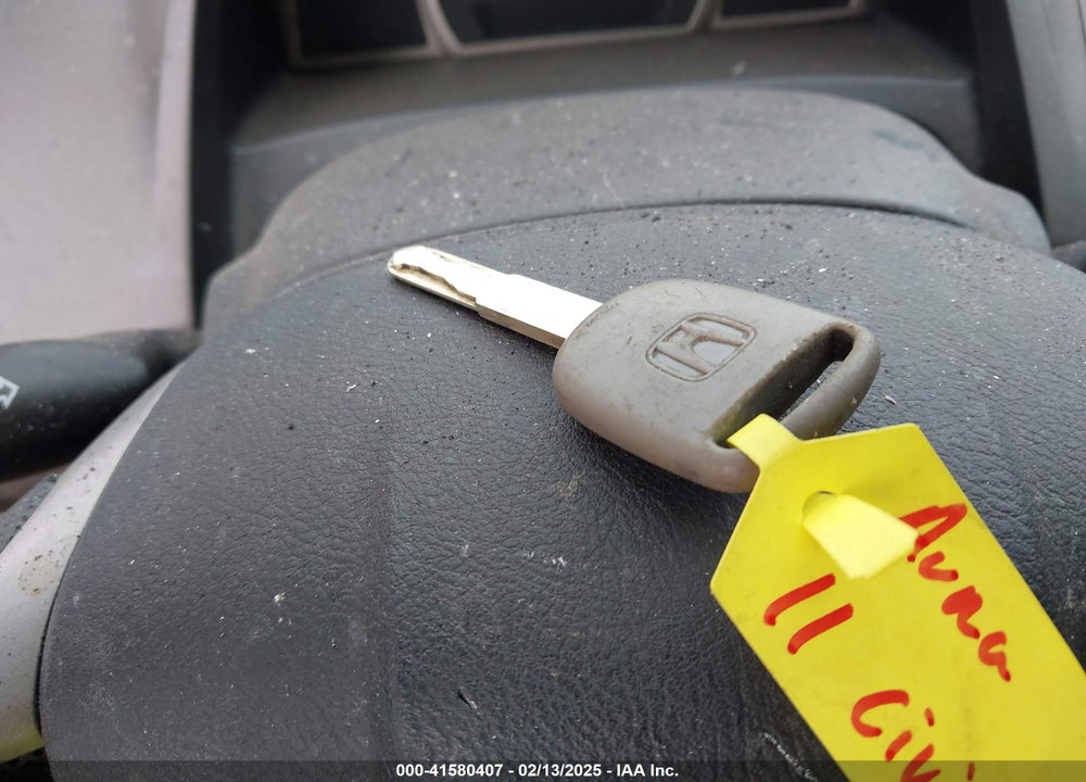 2011 HONDA CIVIC LX VIN: 2HGFA1F58BH535836