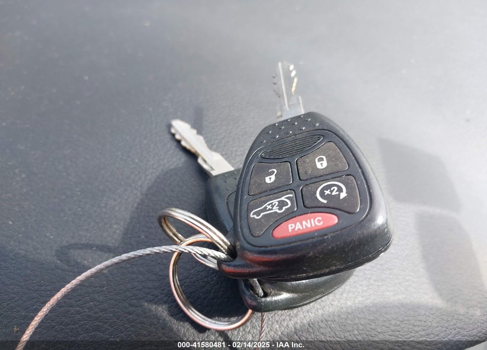 2013 CHRYSLER 200 VIN: 1C3CCBCG0DN580498