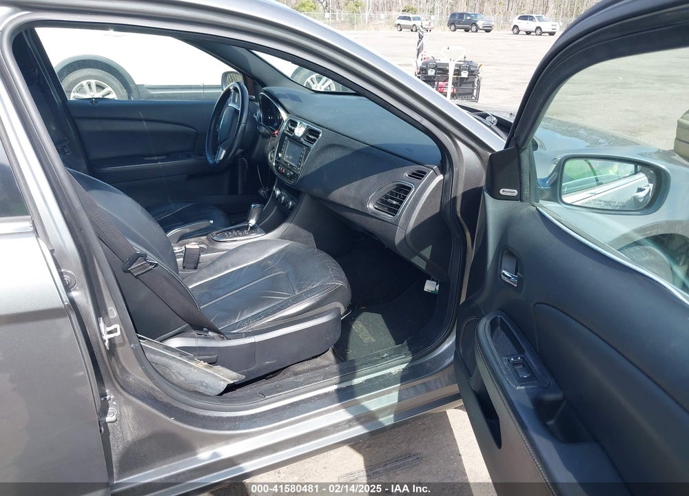 2013 CHRYSLER 200 VIN: 1C3CCBCG0DN580498