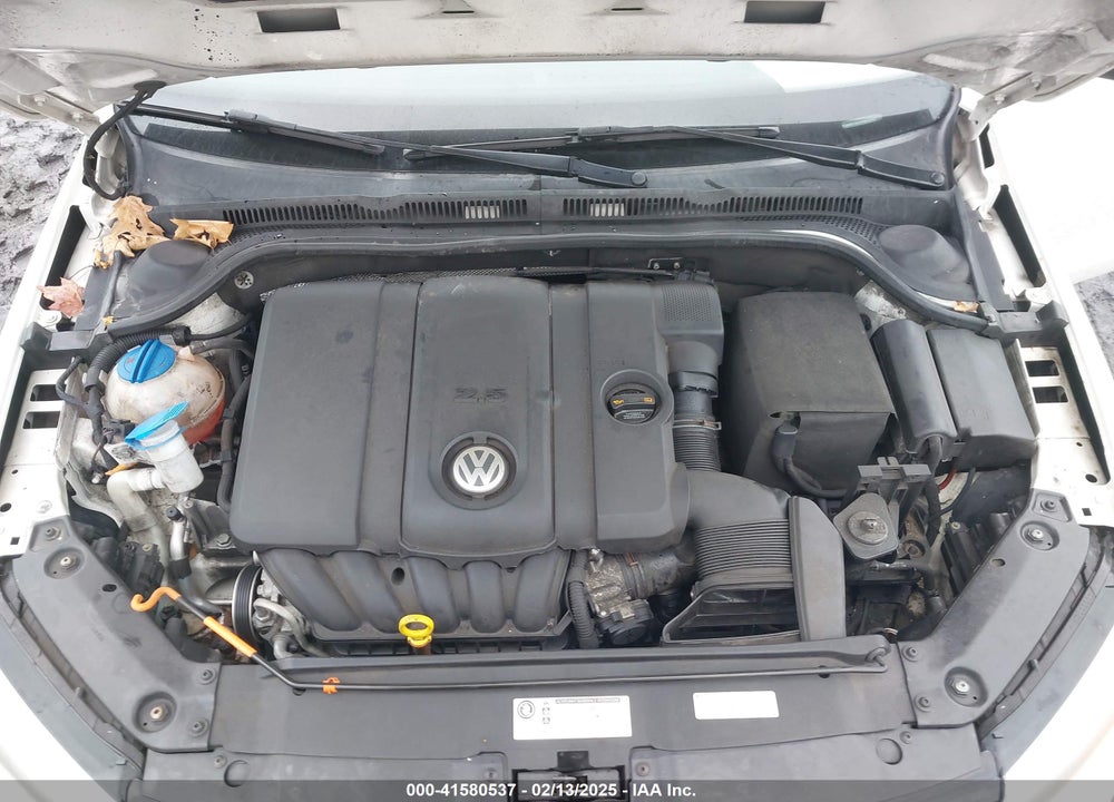 2013 VOLKSWAGEN JETTA 2.5L SE VIN: 3VWBP7AJ0DM440837