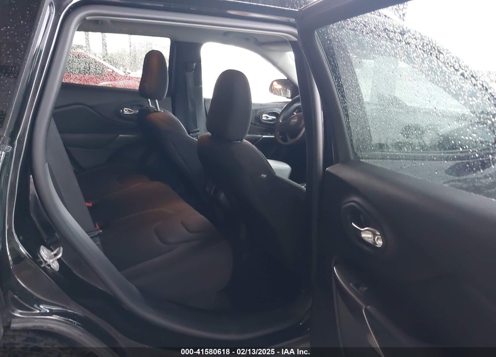 2020 JEEP CHEROKEE LATITUDE FWD VIN: 1C4PJLCB1LD535765