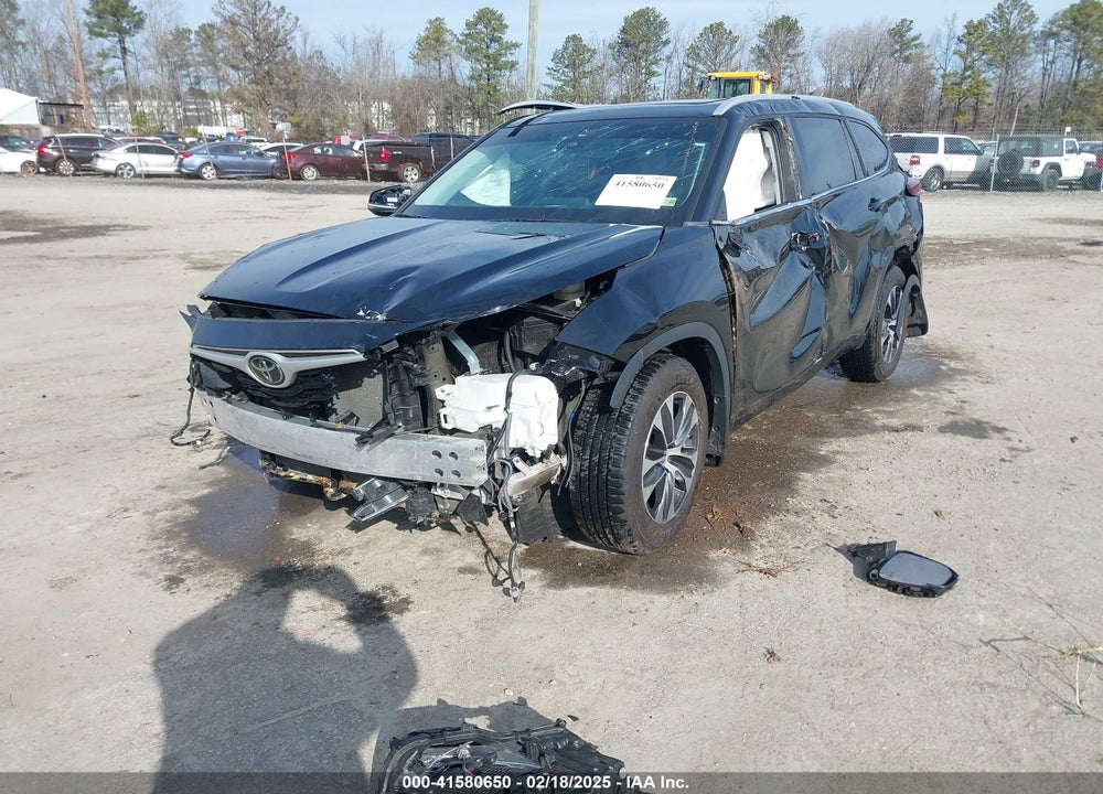 2022 TOYOTA HIGHLANDER VIN: 5TDHZRBH2NS257729