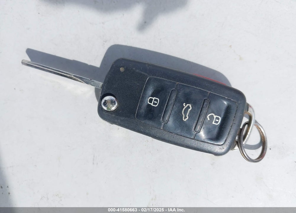 2013 VOLKSWAGEN TIGUAN SE VIN: WVGBV3AX1DW578159