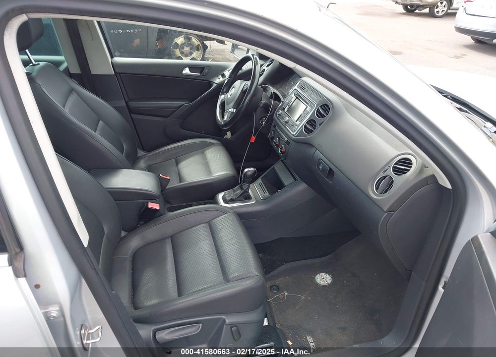 2013 VOLKSWAGEN TIGUAN SE VIN: WVGBV3AX1DW578159