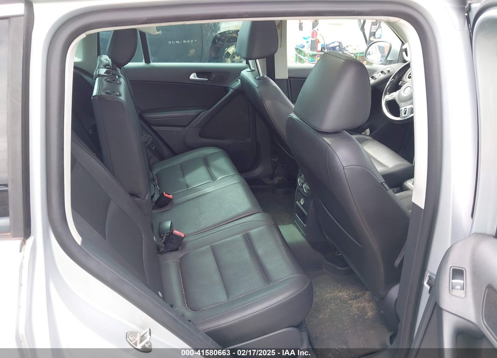 2013 VOLKSWAGEN TIGUAN SE VIN: WVGBV3AX1DW578159