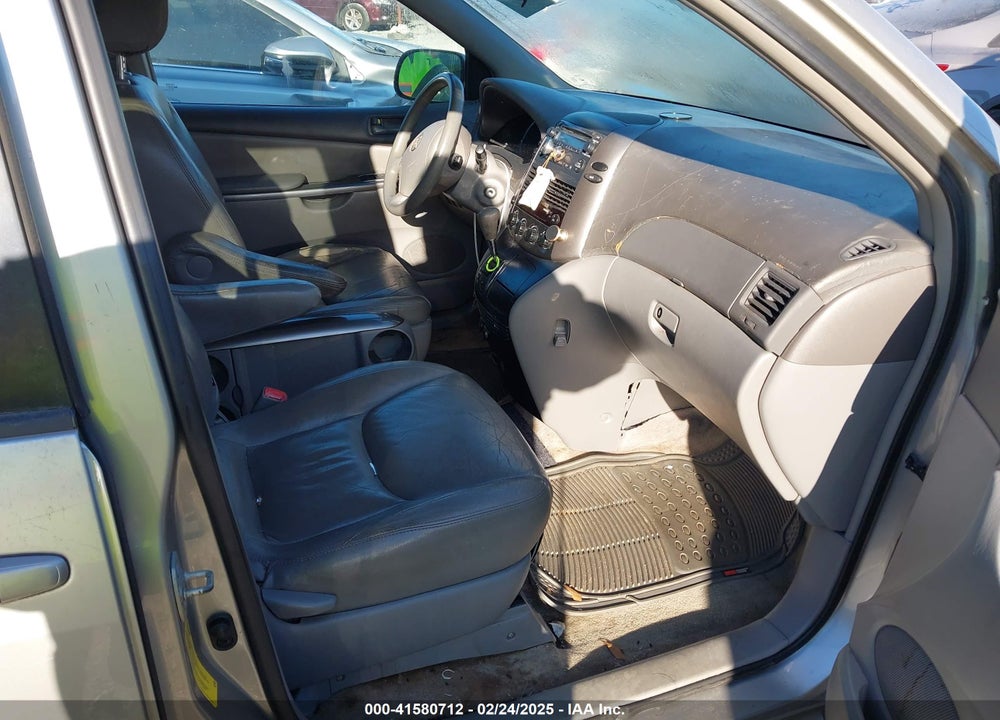 2008 TOYOTA SIENNA LE VIN: 5TDZK23C58S218723