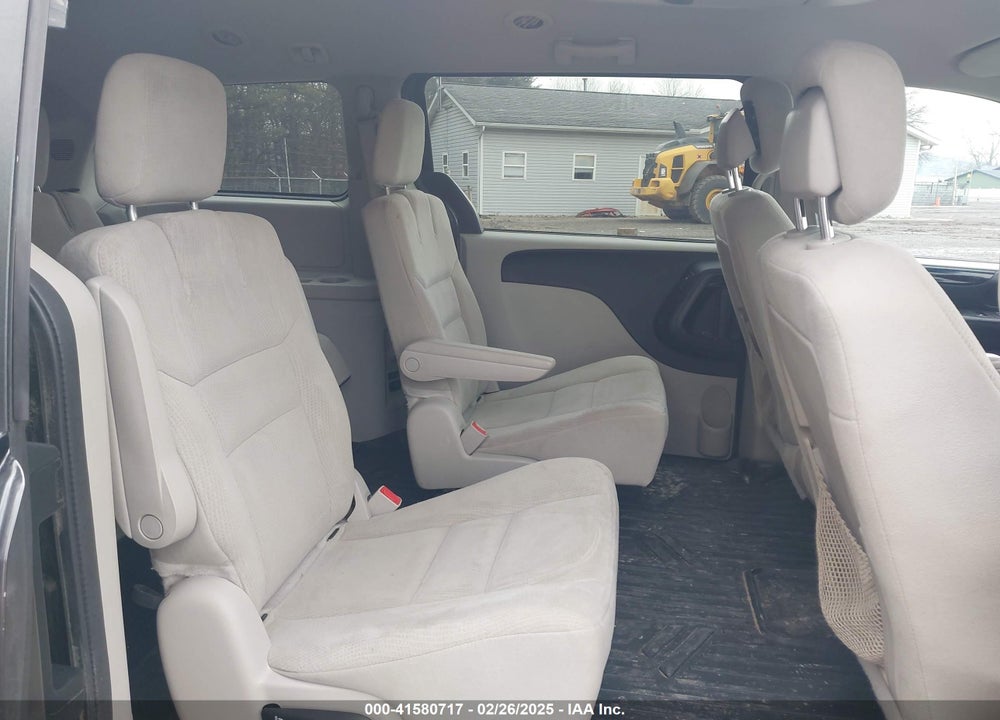 2015 DODGE GRAND CARAVAN VIN: 2C4RDGCG0FR567207