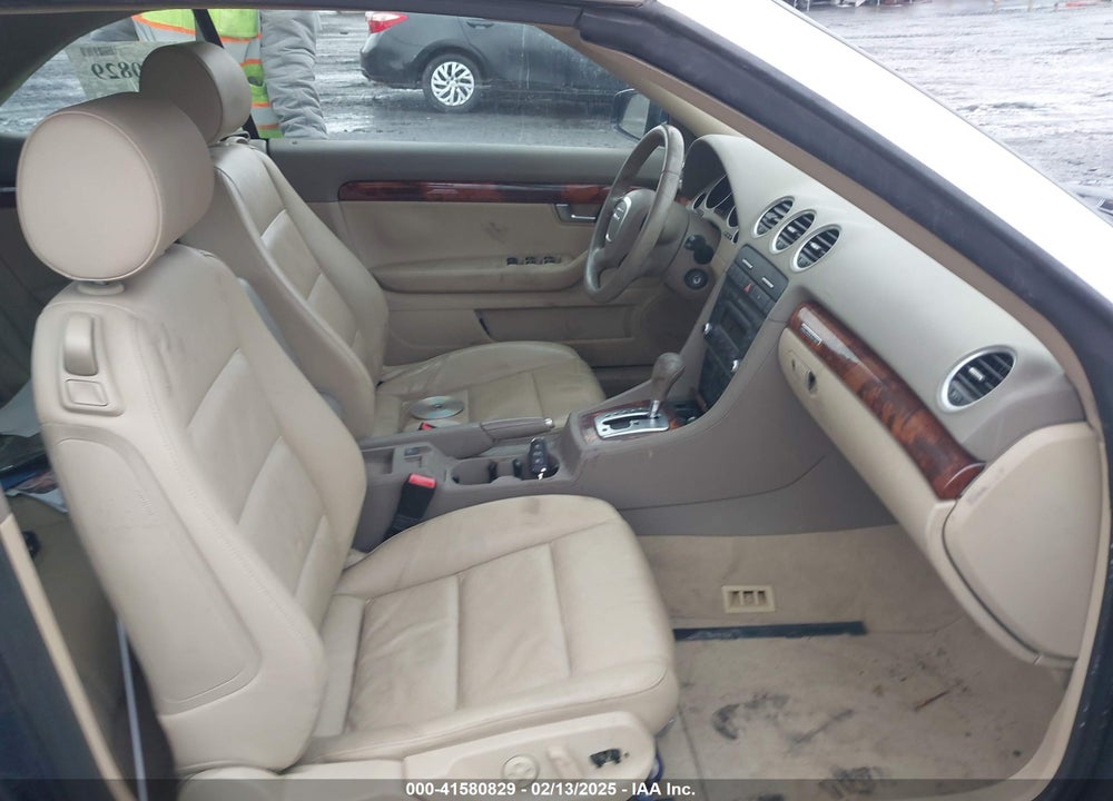 2008 AUDI A4 2.0T VIN: WAUDF48H98K014073