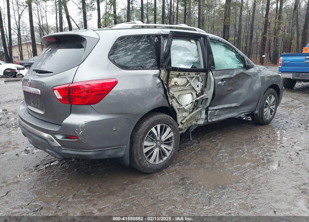 2018 NISSAN PATHFINDER VIN: 5N1DR2MN8JC657097