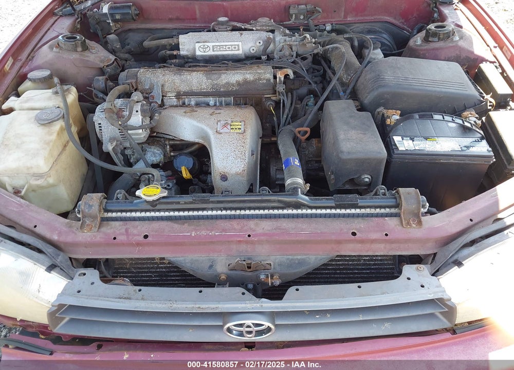 1992 TOYOTA CAMRY LE VIN: 4T1SK12W6NU126479