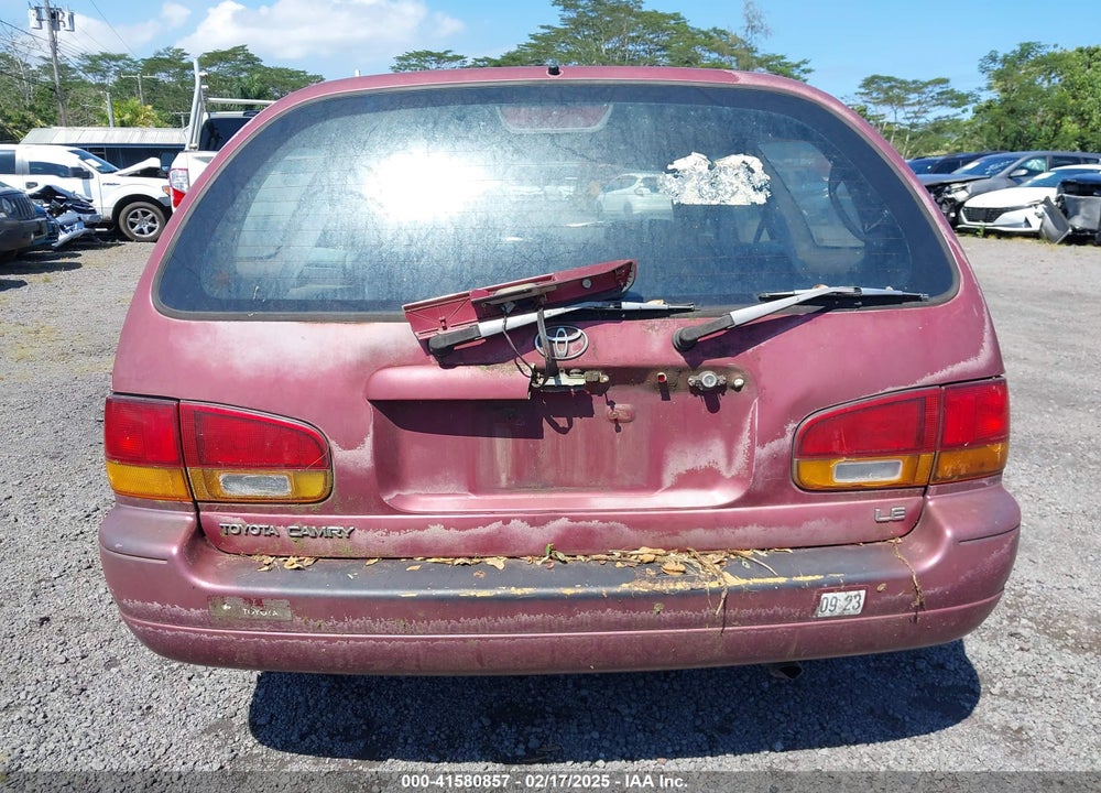 1992 TOYOTA CAMRY LE VIN: 4T1SK12W6NU126479