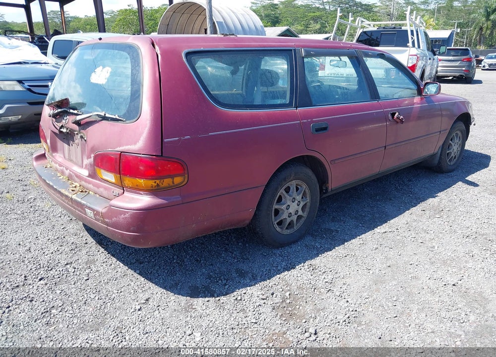 1992 TOYOTA CAMRY LE VIN: 4T1SK12W6NU126479