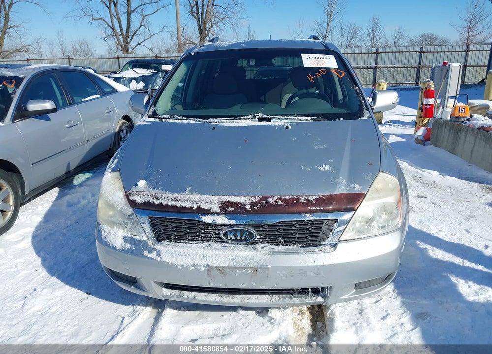 2011 KIA SEDONA LX VIN: KNDMG4C74B6378030