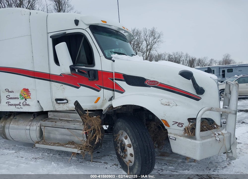 2019 PETERBILT 579 VIN: 1XPBD49X9KD618948