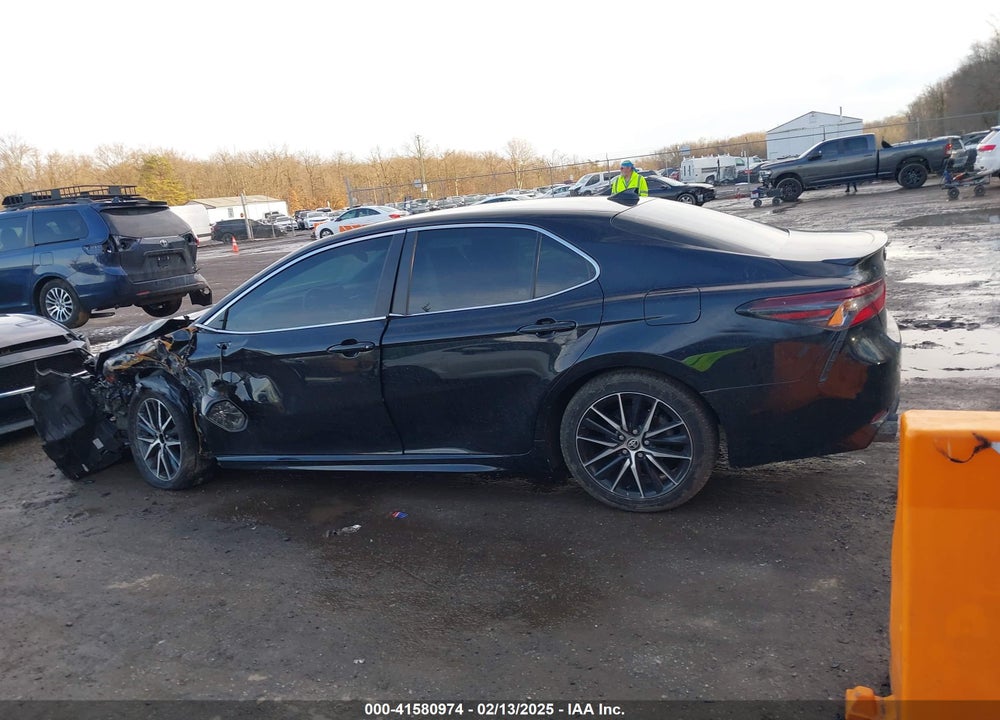 2021 TOYOTA CAMRY VIN: 4T1G11BK9MU042130