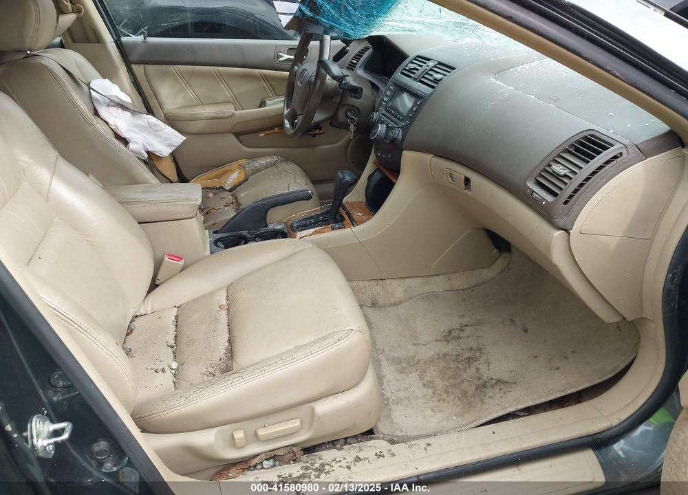 2004 HONDA ACCORD 3.0 EX VIN: 1HGCM66544A027758