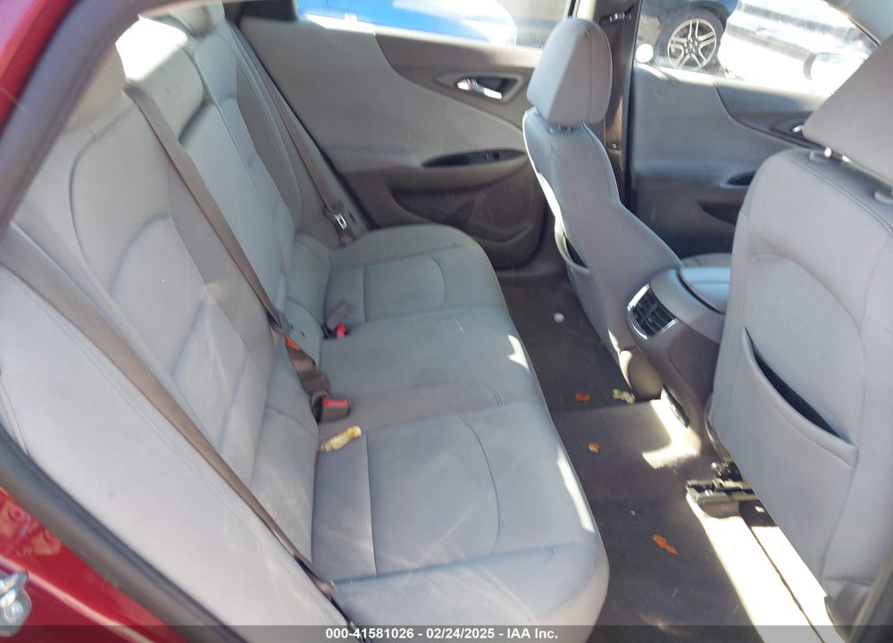 2018 CHEVROLET MALIBU LT VIN: 1G1ZD5ST1JF271933