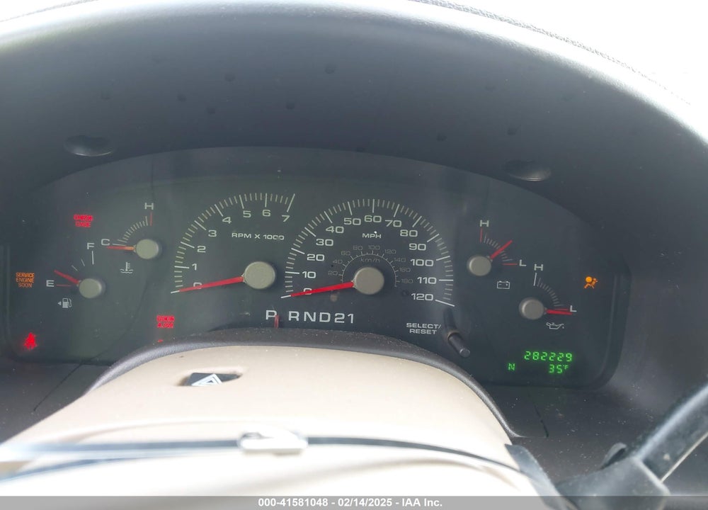 2004 FORD EXPEDITION NBX/XLT VIN: 1FMPU16L14LA78636