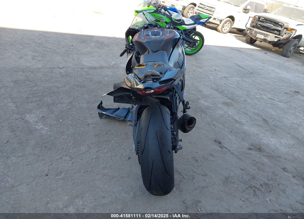 2023 KAWASAKI ZX1002 M VIN: JKBZXVM18PA005041