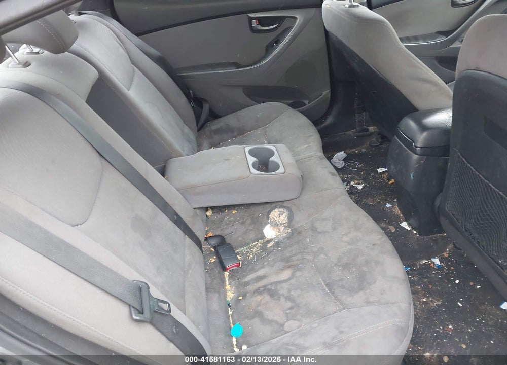 2016 HYUNDAI ELANTRA SE VIN: KMHDH4AE4GU476715