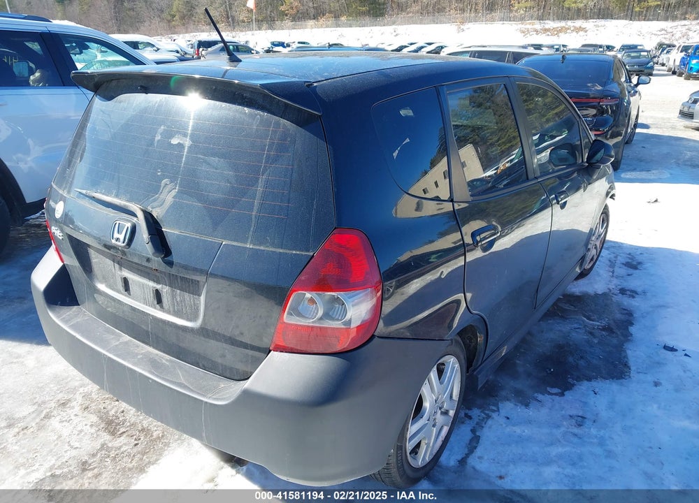 2007 HONDA FIT VIN: JHMGD38617S027444