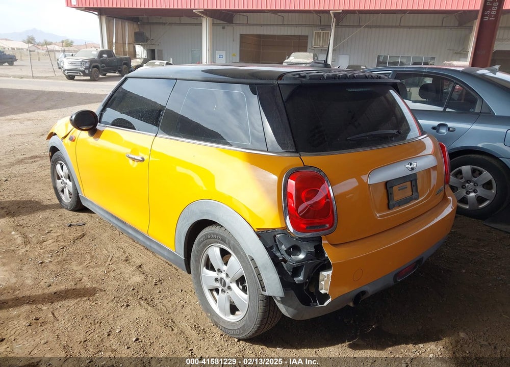 2014 MINI HARDTOP VIN: WMWXM5C56ET972695