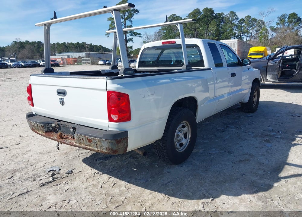 2008 DODGE DAKOTA ST VIN: 1D7HW22K88S511179