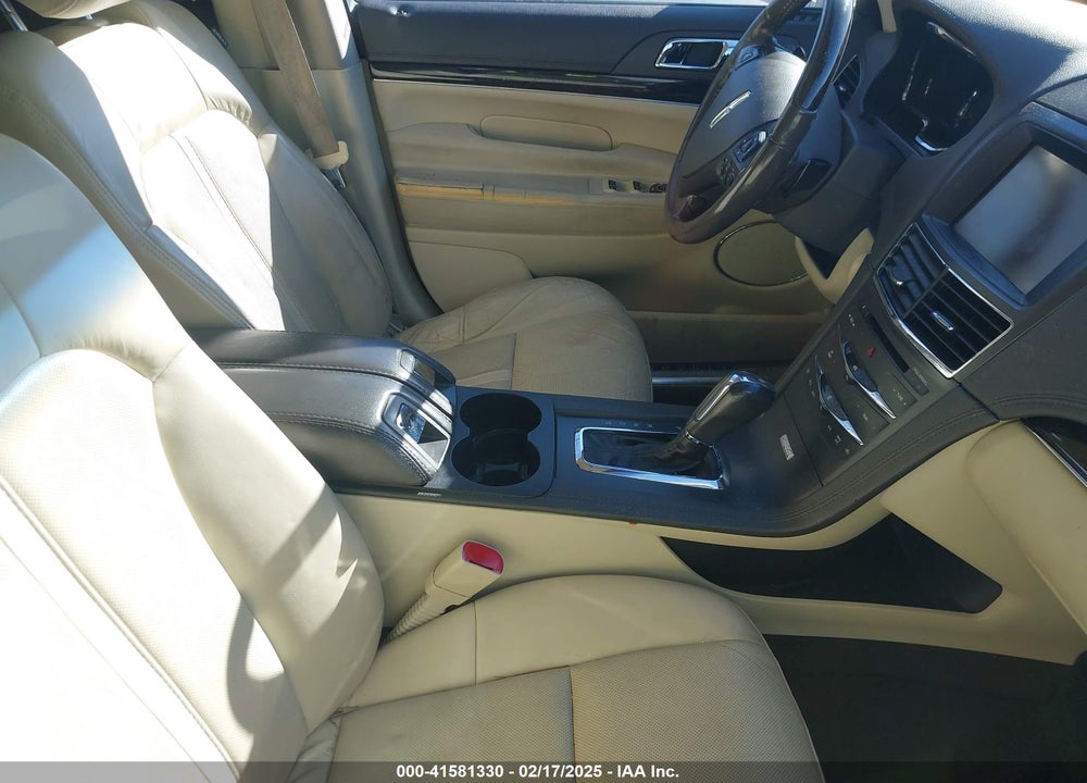 2014 LINCOLN MKT VIN: 2LMHJ5ATXEBL53521