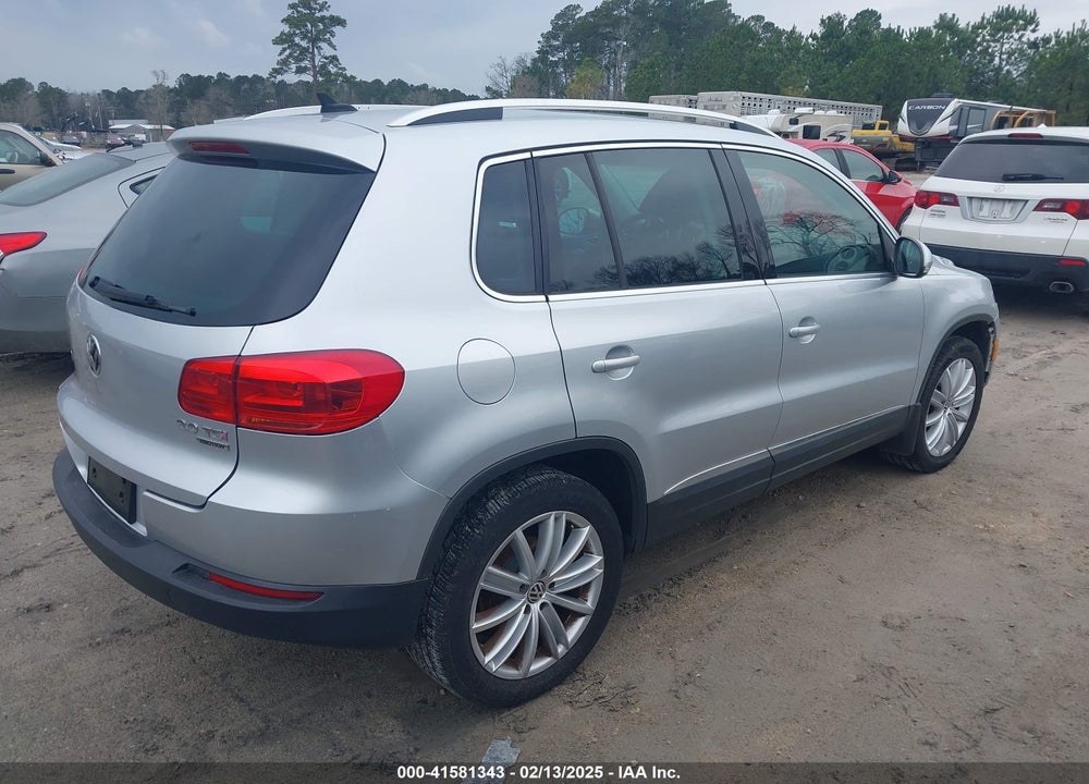 2013 VOLKSWAGEN TIGUAN SE VIN: WVGBV7AX1DW540048