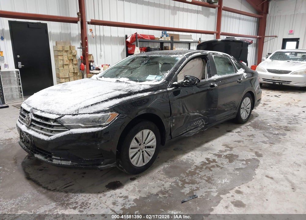 2019 VOLKSWAGEN JETTA VIN: 3VWCB7BU4KM131123