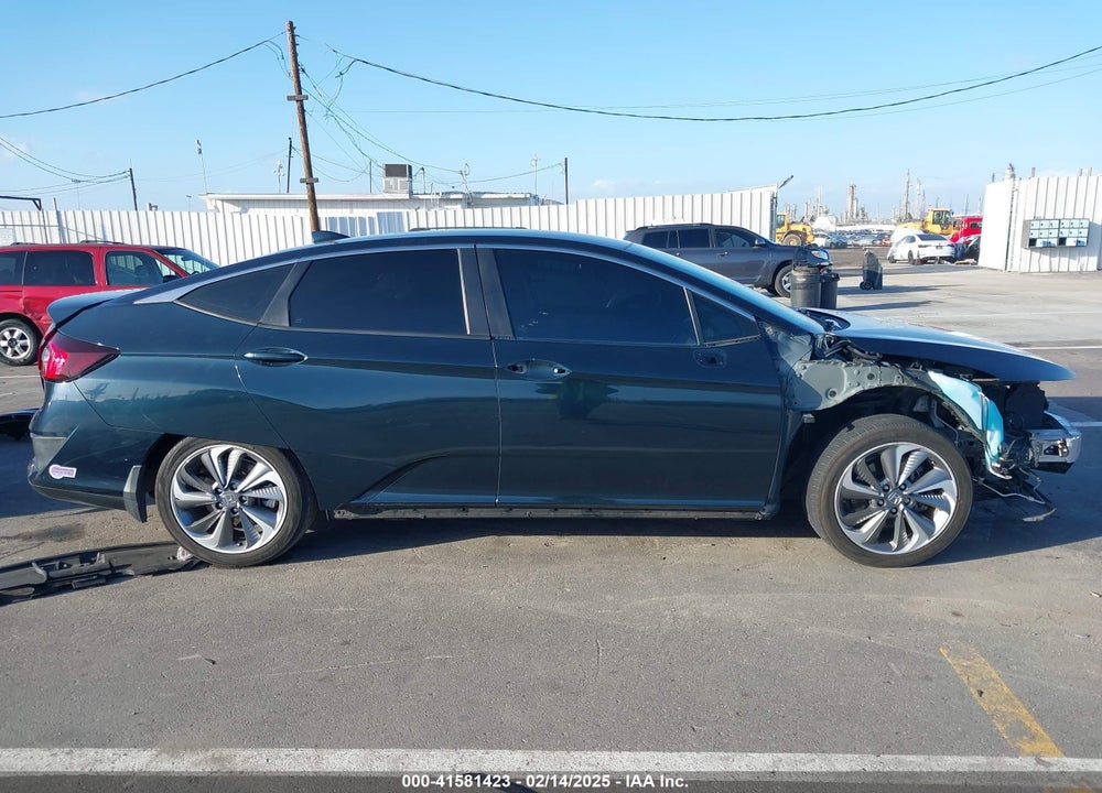 2018 HONDA CLARITY PLUG-IN HYBRID VIN: JHMZC5F15JC020531