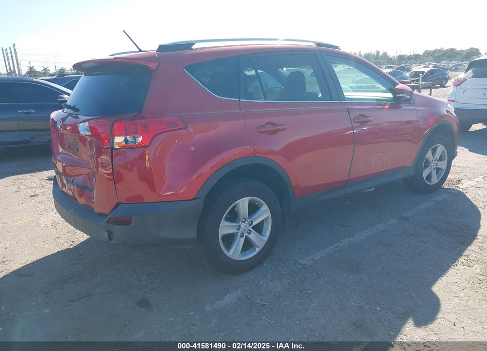 2014 TOYOTA RAV4 XLE VIN: 2T3WFREV3EW127667