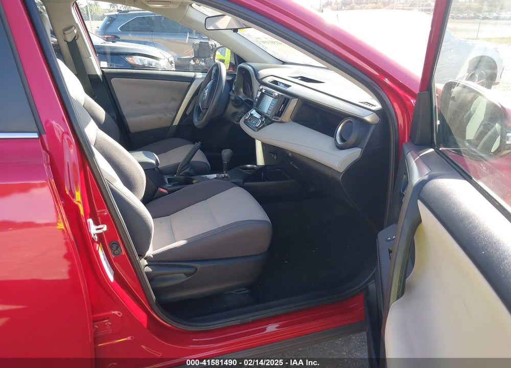 2014 TOYOTA RAV4 XLE VIN: 2T3WFREV3EW127667