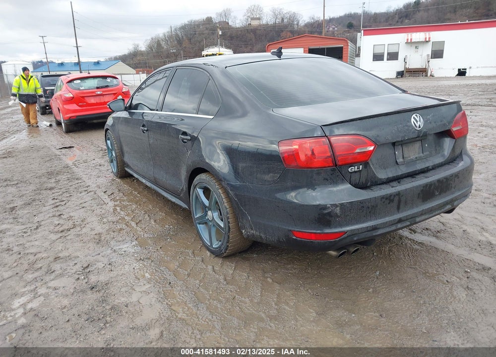 2013 VOLKSWAGEN JETTA VIN: 3VW5A7AJ9DM225309