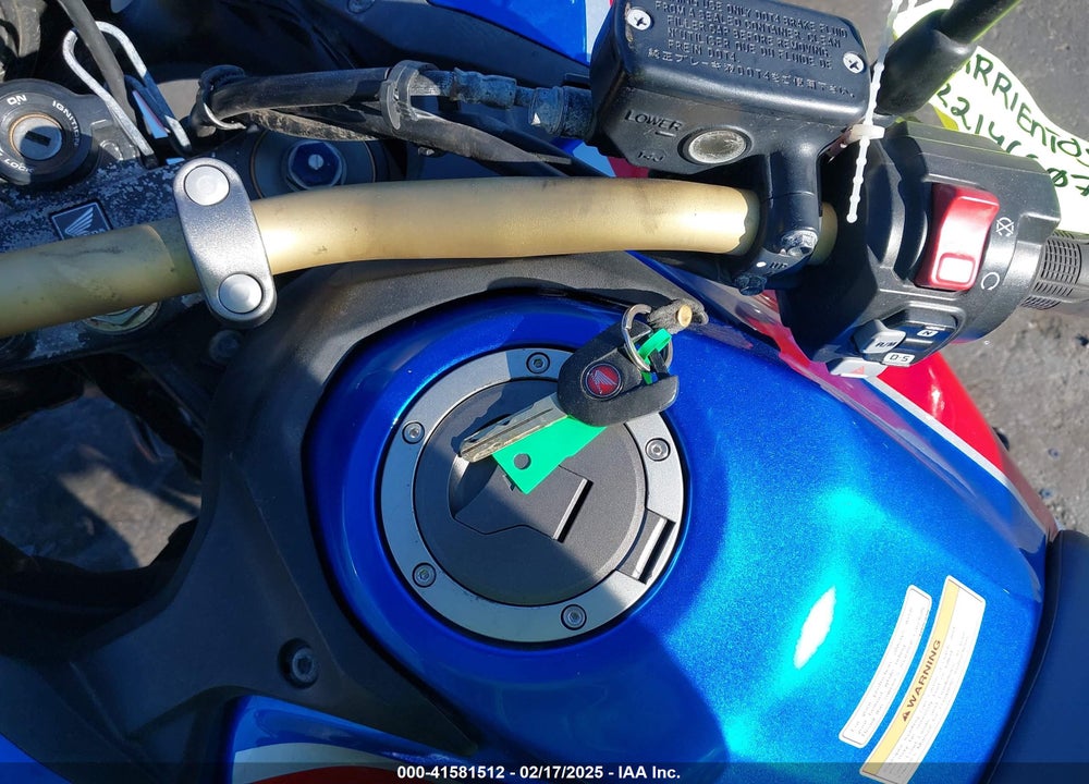 2019 HONDA CRF1000 D VIN: JH2SD0413KK300257