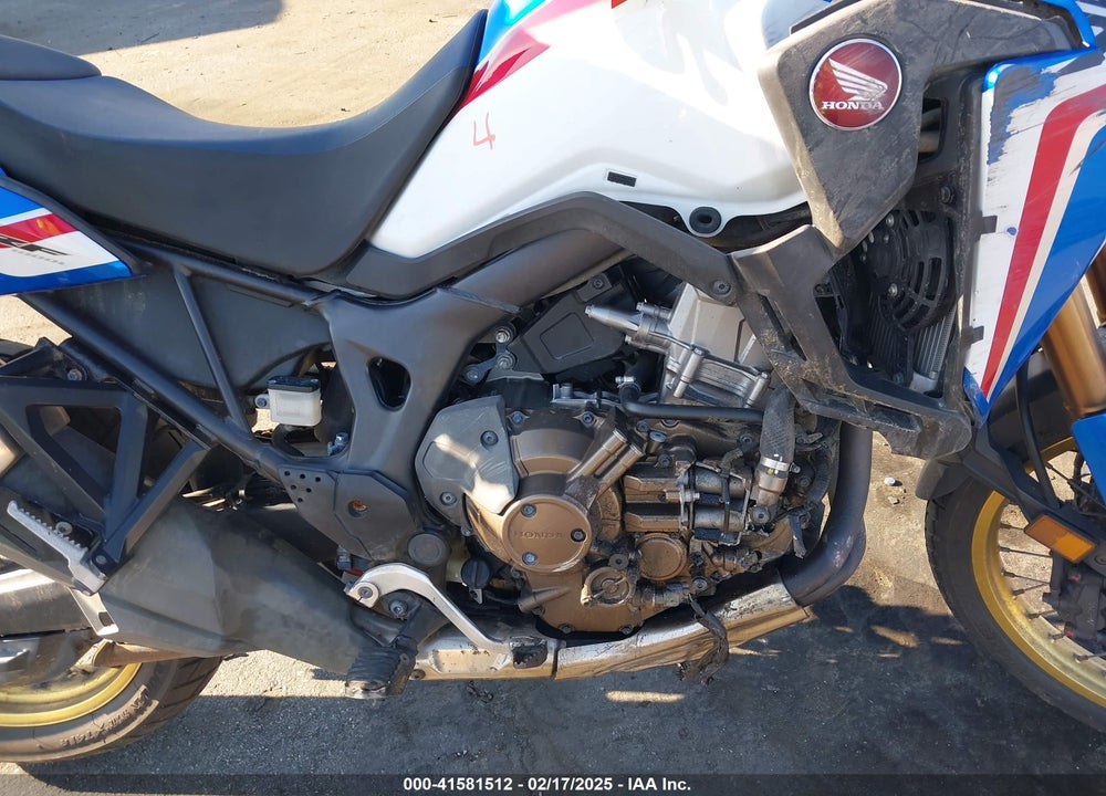 2019 HONDA CRF1000 D VIN: JH2SD0413KK300257