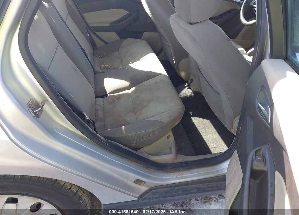 2013 FORD FOCUS VIN: 1FADP3F21DL157991