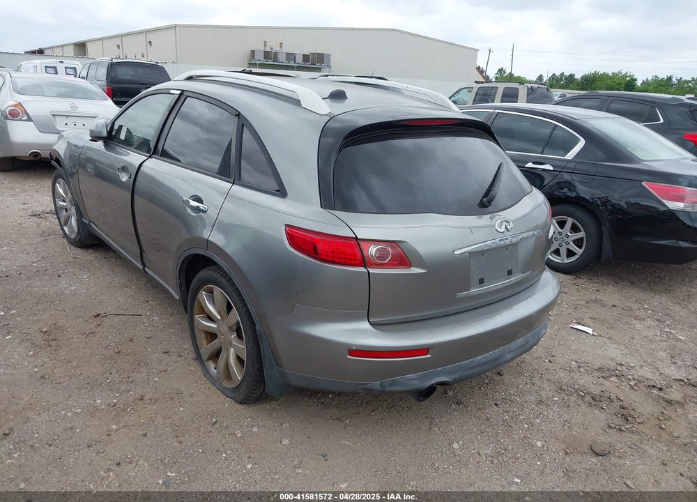2004 INFINITI FX45 VIN: JNRBS08W74X402851