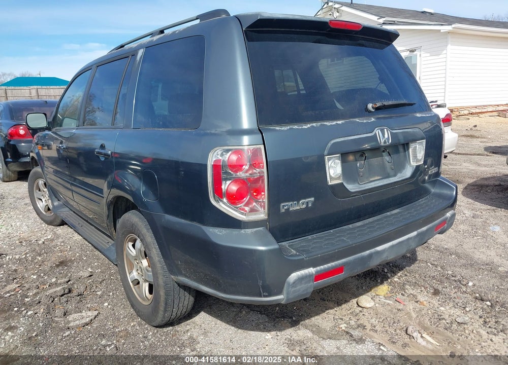 2006 HONDA PILOT EX VIN: 5FNYF18446B013634