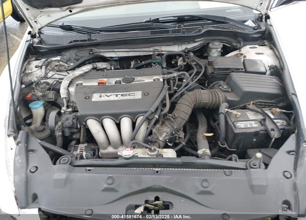 2004 HONDA ACCORD 2.4 LX VIN: JHMCM563X4C037219