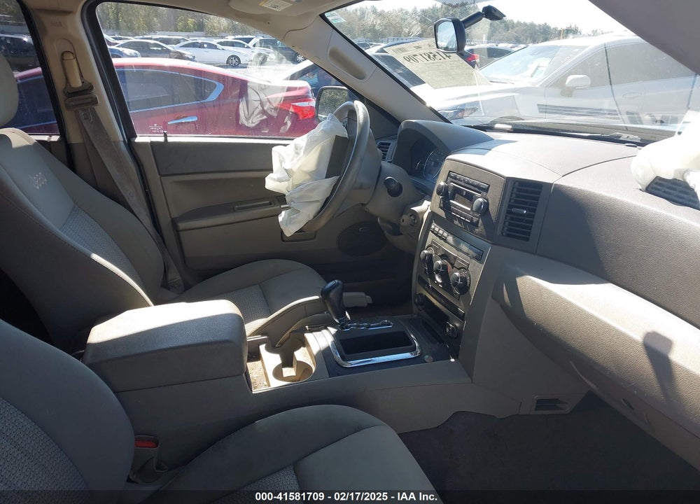 2007 JEEP GRAND CHEROKEE LAREDO VIN: 1J8GS48KX7C695725