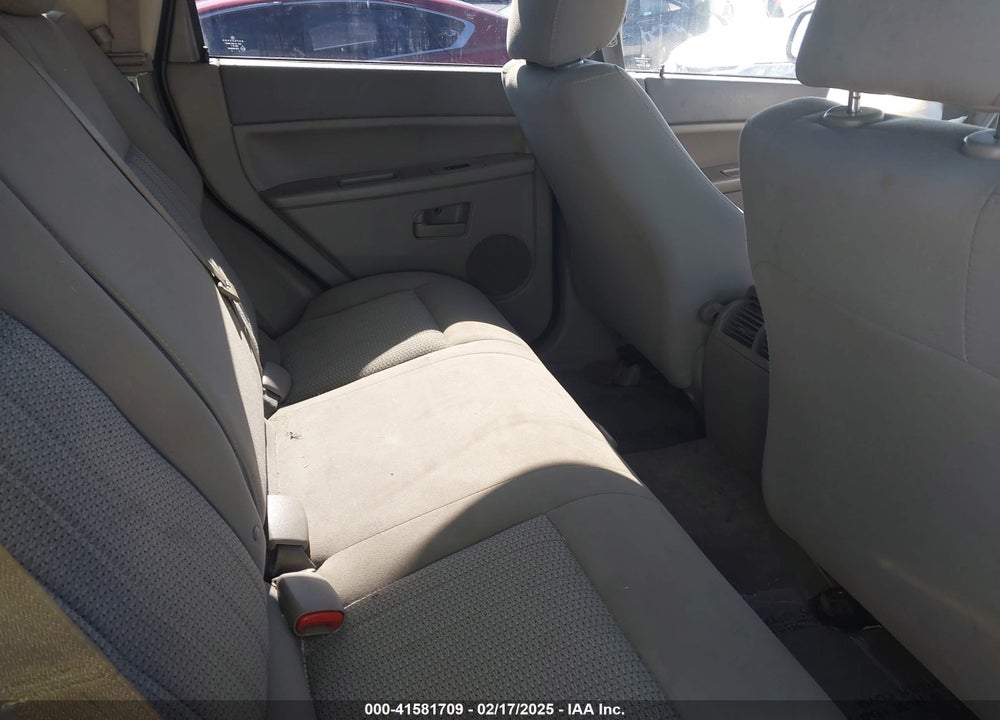 2007 JEEP GRAND CHEROKEE LAREDO VIN: 1J8GS48KX7C695725