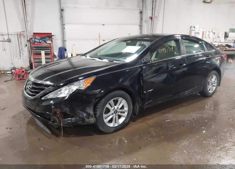 2011 HYUNDAI SONATA VIN: 5NPEB4AC4BH138775