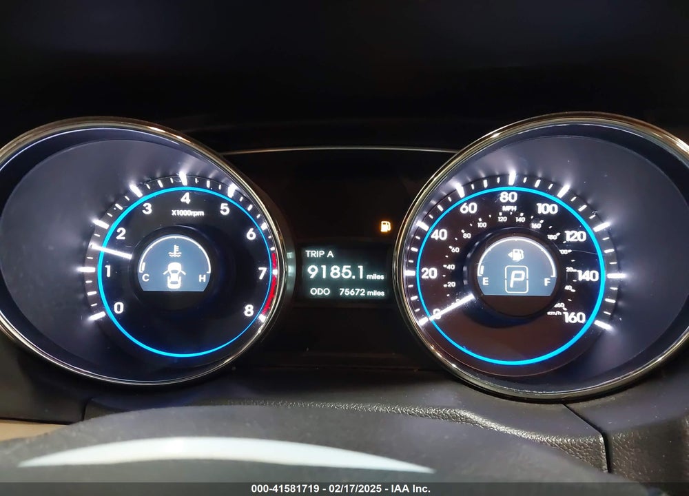 2011 HYUNDAI SONATA VIN: 5NPEB4AC4BH138775