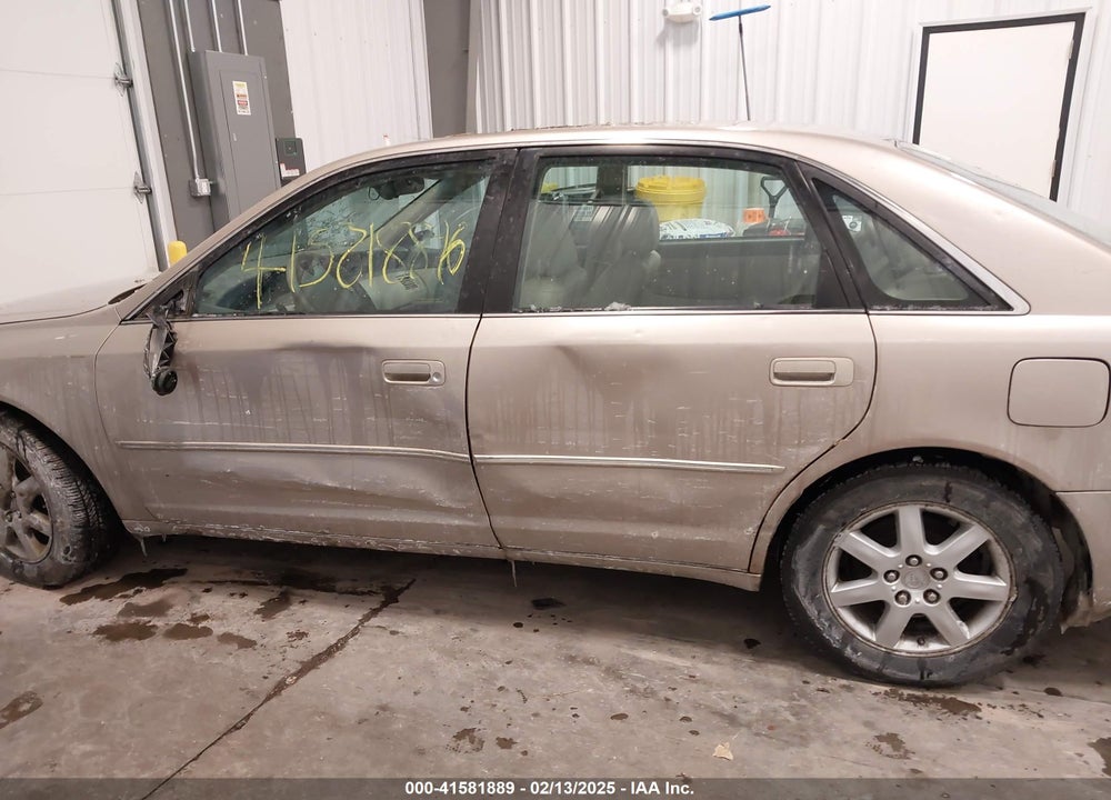2000 TOYOTA AVALON VIN: 4T1BF28B3YU065885