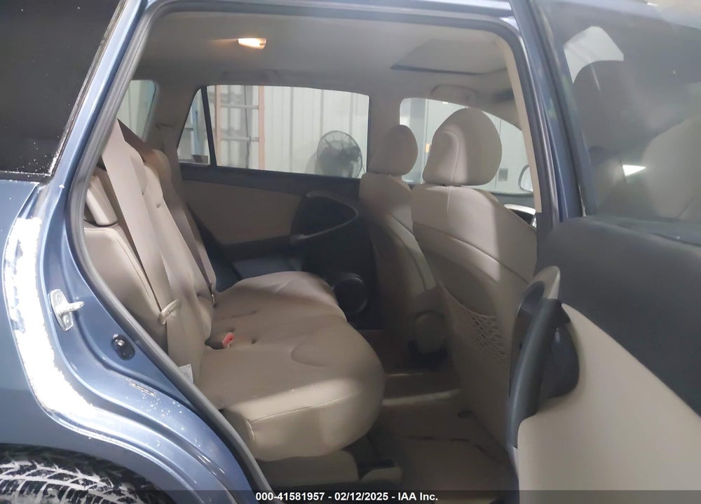 2008 TOYOTA RAV4 LIMITED VIN: JTMZD31V685114607